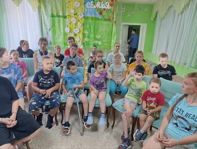 Летом Добродеевцам некогда скучать!